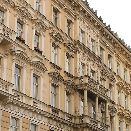 Apartamento Royal Celakovskeho Sady