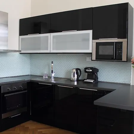 Apartamento Royal Celakovskeho Sady *